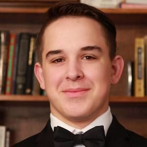 Meet your Posher, Aaron